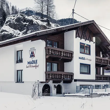 Casa de hóspedes Madle -