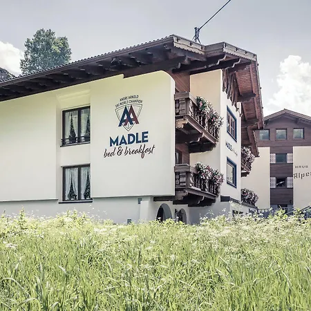 Casa de hóspedes Madle - 3*