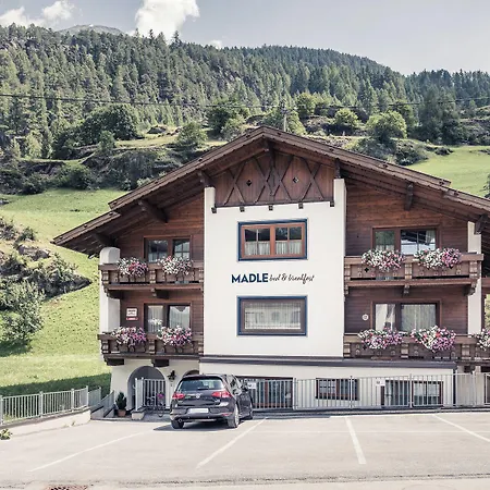 Casa de hóspedes Madle - Sölden