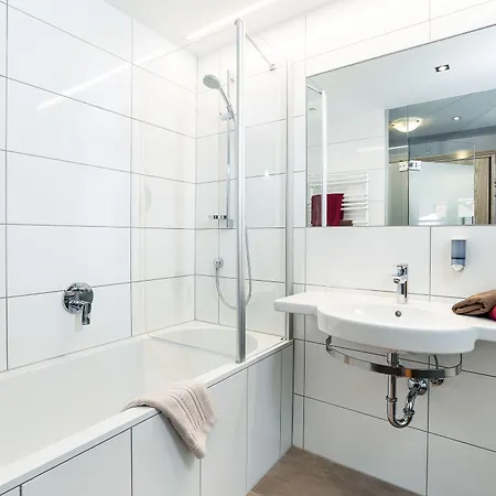 Guest house Madle - 3*